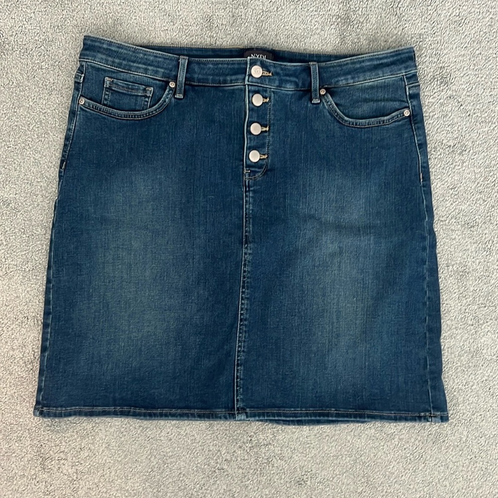 NYDJ denim mini skirt size 16